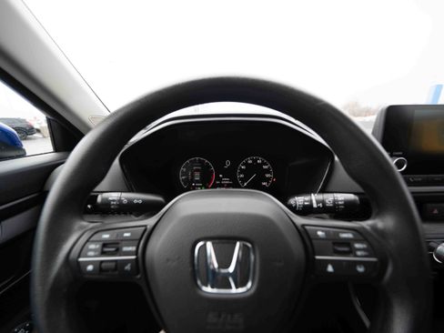 Used 2024 Honda CR-V EX image 15