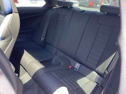 Used 2024 BMW M2 w/ Lighting Package RWD image 18