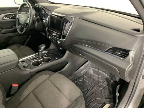 Used 2023 Chevrolet Traverse LT w/ LPO, Floor Liner Package AWD/4WD image 22