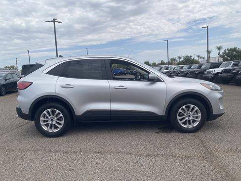 Used 2020 Ford Escape SE AWD/4WD image 7