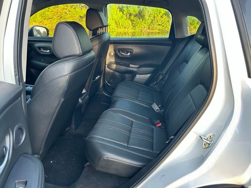 Used 2025 Honda HR-V EX-L image 13