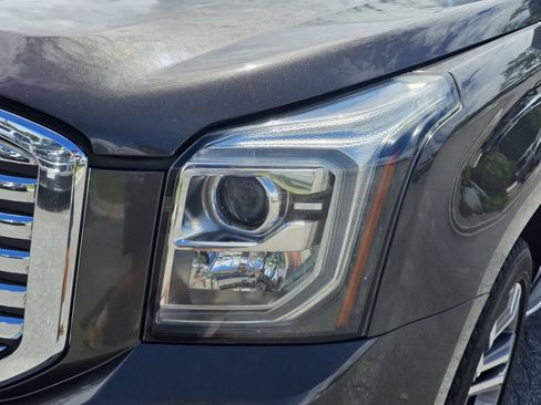 Used 2019 GMC Yukon SLT w/ Premium Edition RWD image 9