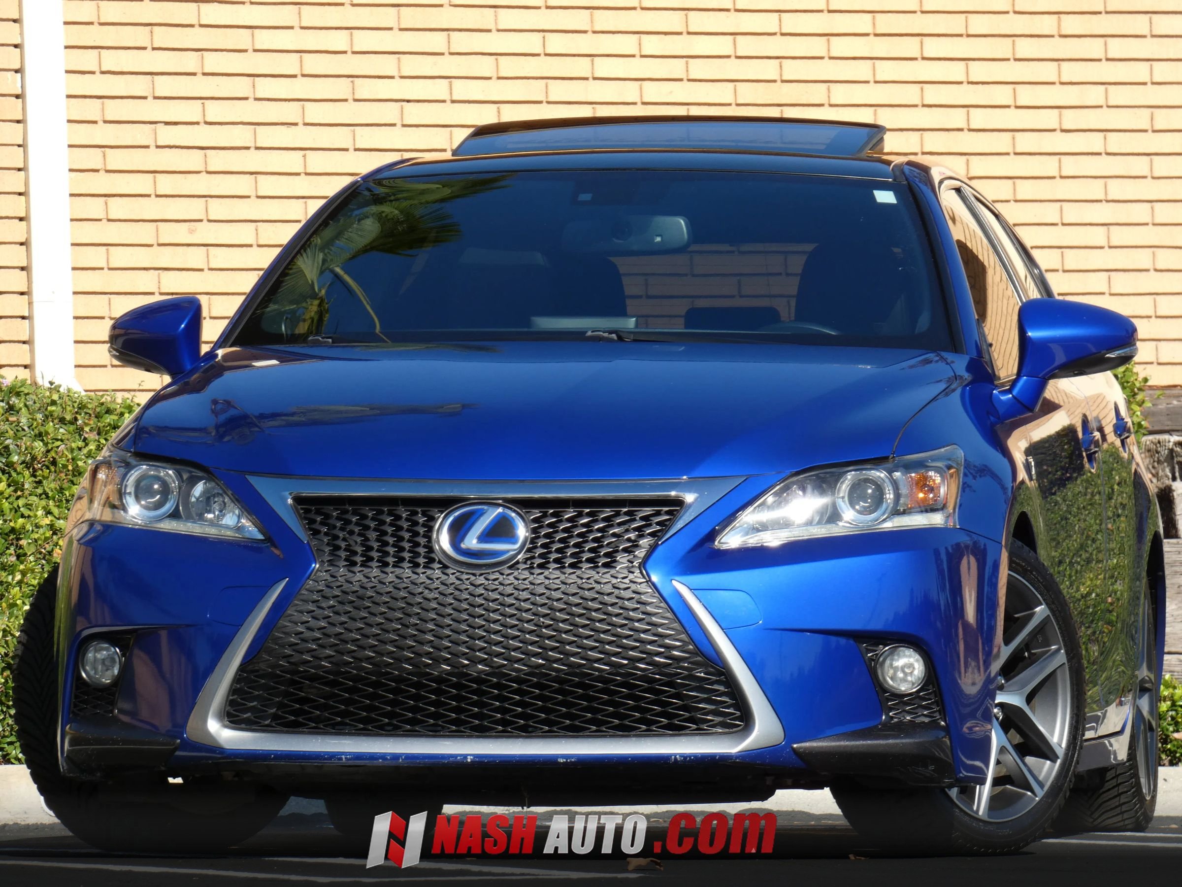 Used 2014 Lexus CT 200h w/ F Sport w/Nuluxe Interior FWD image 4