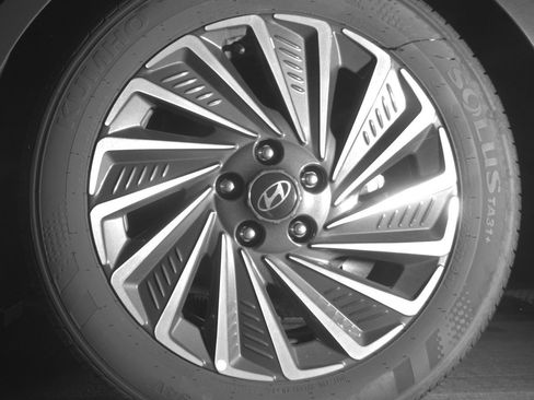 Used 2025 Hyundai Sonata SEL FWD image 14