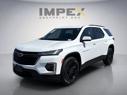 Used 2023 Chevrolet Traverse LT w/ Midnight/Sport Edition