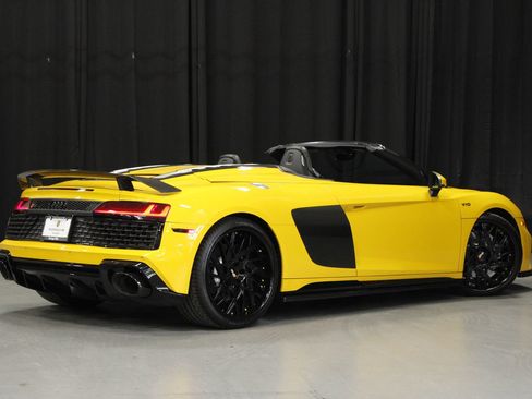Used 2022 Audi R8 V10 performance RWD image 5