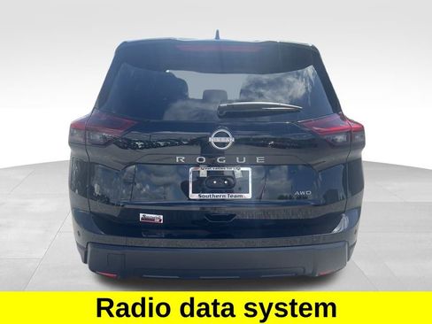 Certified 2025 Nissan Rogue S image 4