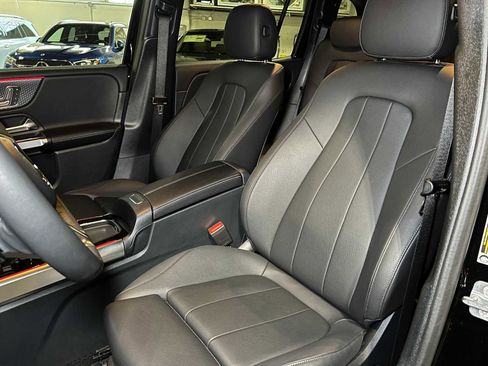 Certified 2025 Mercedes-Benz GLB 250 4MATIC image 23