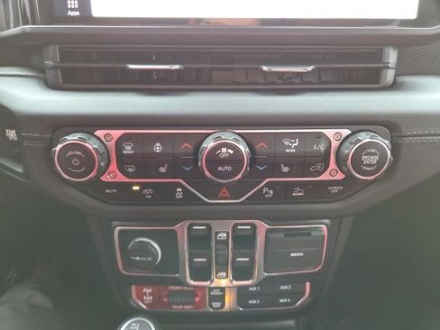 Used 2024 Jeep Wrangler Unlimited Rubicon 392 AWD/4WD image 68