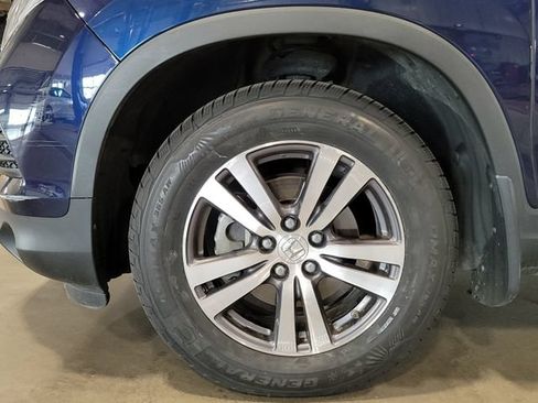 Used 2018 Honda Pilot EX image 14