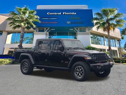 Certified 2025 Jeep Gladiator Rubicon AWD/4WD image 2