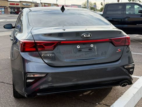 Used 2019 Kia Forte S FWD image 4