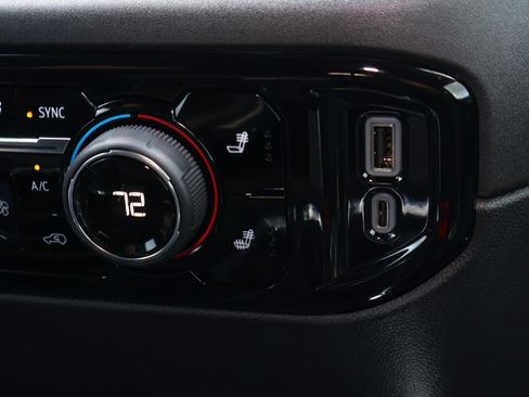 Used 2025 Chevrolet Silverado 1500 LT Trail Boss w/ LT Trail Boss Premium Package image 30