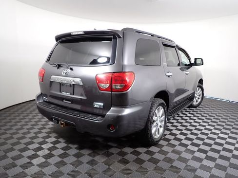 Used 2017 Toyota Sequoia Limited w/ Safety & Convenience Package AWD/4WD image 22