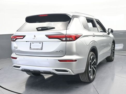 New 2025 Mitsubishi Outlander SEL image 5