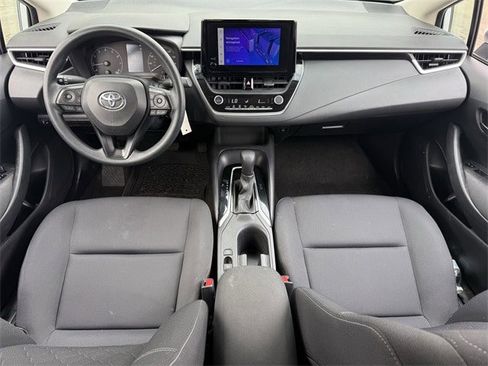 Used 2023 Toyota Corolla LE image 9