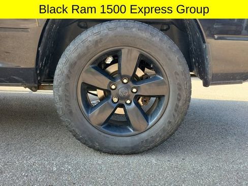 Used 2016 RAM 1500 Express w/ Black Ram 1500 Express Group AWD/4WD image 7