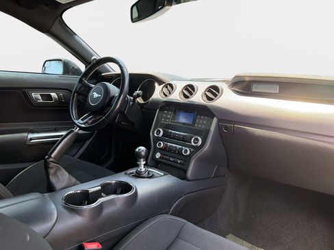 Used 2019 Ford Mustang GT w/ Black Accent Package RWD image 25