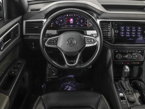 Used 2022 Volkswagen Atlas Cross Sport SEL Premium R-Line image 40