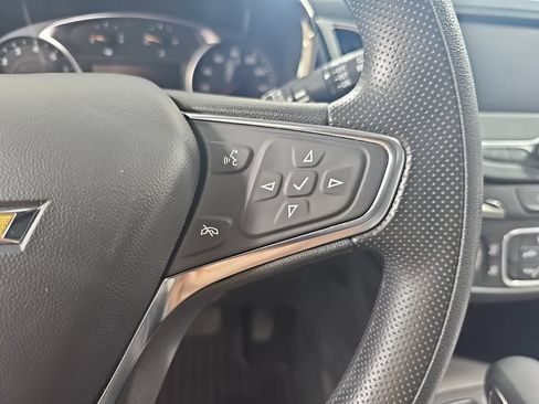 Used 2024 Chevrolet Equinox LS w/ LS Convenience Package FWD image 22