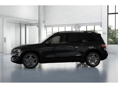 New 2026 Mercedes-Benz GLB 250 4MATIC image 35