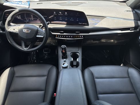 Certified 2025 Cadillac XT4 Sport w/ LPO, Onyx Lite Package FWD image 13