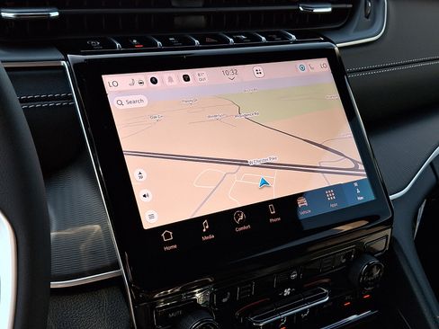 New 2027 Jeep Grand Cherokee Laredo X AWD/4WD image 13
