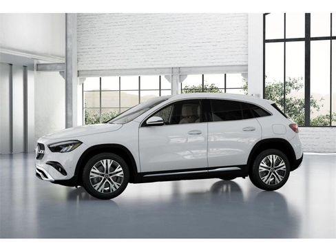 New 2026 Mercedes-Benz GLA 250 GLA 250 image 36