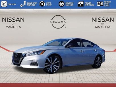 Used 2021 Nissan Altima 2.5 SR w/ SR Premium Package