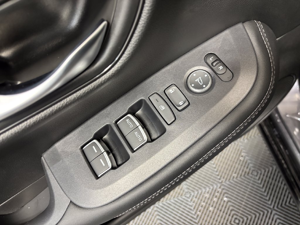 New 2027 Honda HR-V EX-L image 25