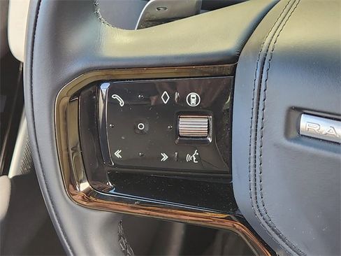 Used 2025 Land Rover Range Rover Velar Dynamic SE image 27