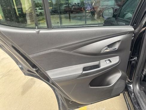Used 2025 Buick Envista Sport Touring FWD image 19