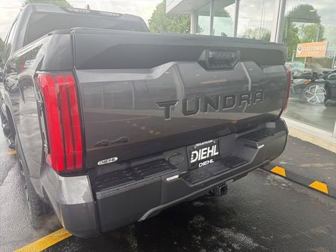 Used 2022 Toyota Tundra SR5 AWD/4WD image 34