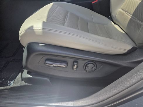 Certified 2023 Honda CR-V EX-L image 10