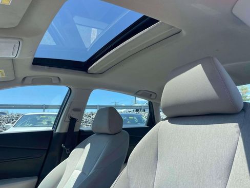 Certified 2023 Honda Accord EX image 21