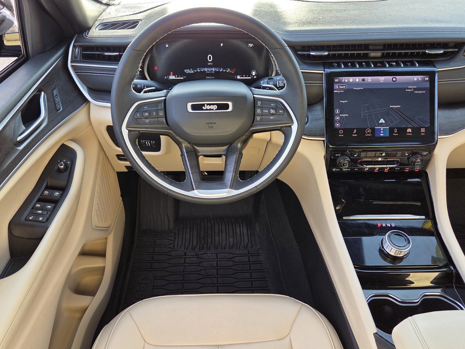 Used 2023 Jeep Grand Cherokee L Limited RWD image 14