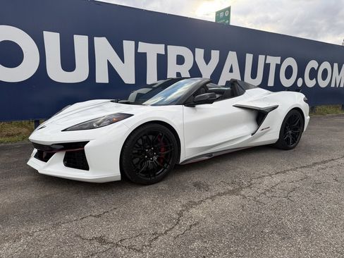 Used 2023 Chevrolet Corvette Z06 w/ Stealth Interior Trim Package image 35
