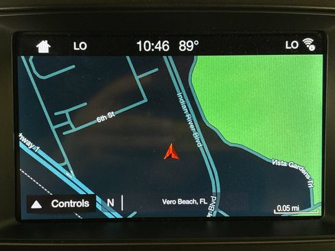 Used 2019 Ford Explorer Limited w/ Ford Safe & Smart Package FWD image 26