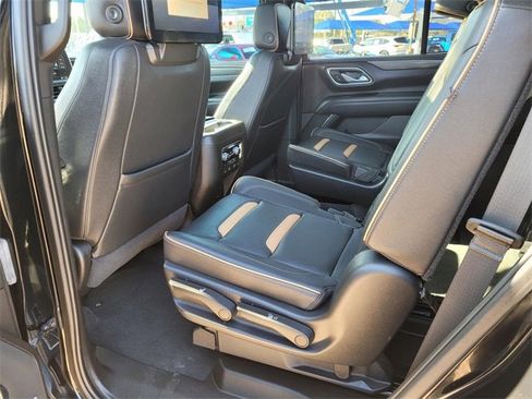 Used 2021 GMC Yukon AT4 w/ AT4 Premium Package image 3