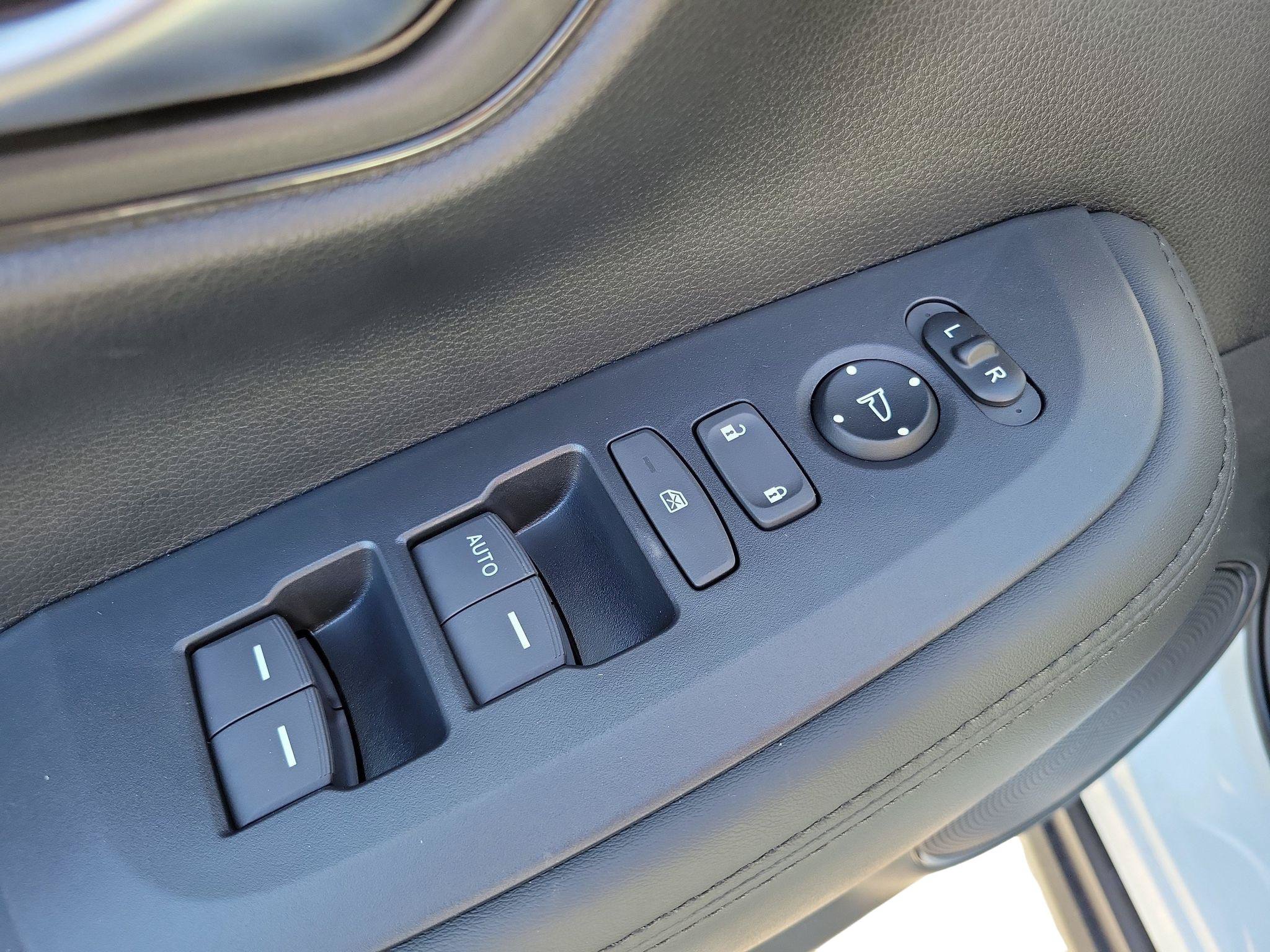 New 2027 Honda HR-V LX image 8