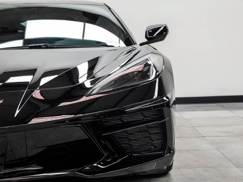 Used 2023 Chevrolet Corvette Stingray Coupe w/ 1LT RWD image 4