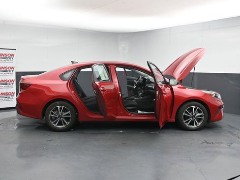 Used 2023 Kia Forte LXS FWD image 41