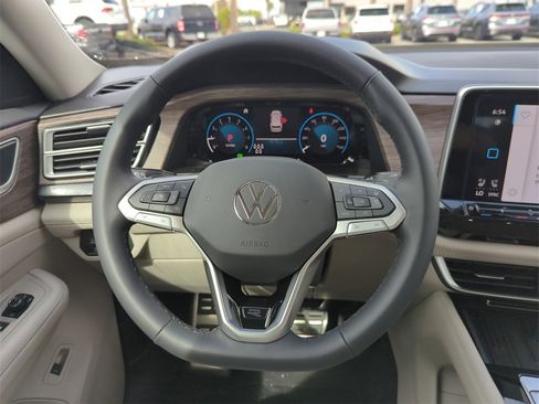 New 2026 Volkswagen Atlas SEL Premium R-Line image 22
