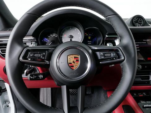 New 2026 Porsche Macan S image 9