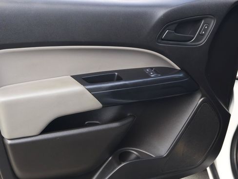 Used 2019 Chevrolet Colorado W/T w/ WT Convenience Package RWD image 13