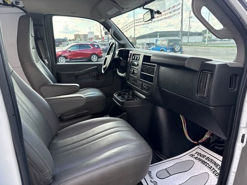 Used 2018 Chevrolet Express 2500 w/ Safety Package RWD image 10
