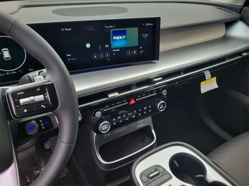 New 2026 Hyundai Ioniq 9 SEL image 33