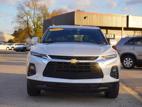 Used 2022 Chevrolet Blazer LT image 2