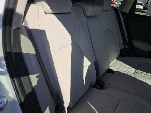 New 2026 Honda HR-V LX image 22