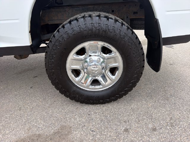 Used 2017 RAM 2500 SLT AWD/4WD image 28